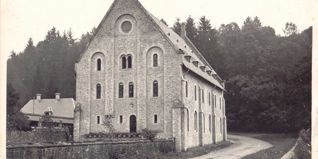 ORVAL(オルヴァル)の昔の写真