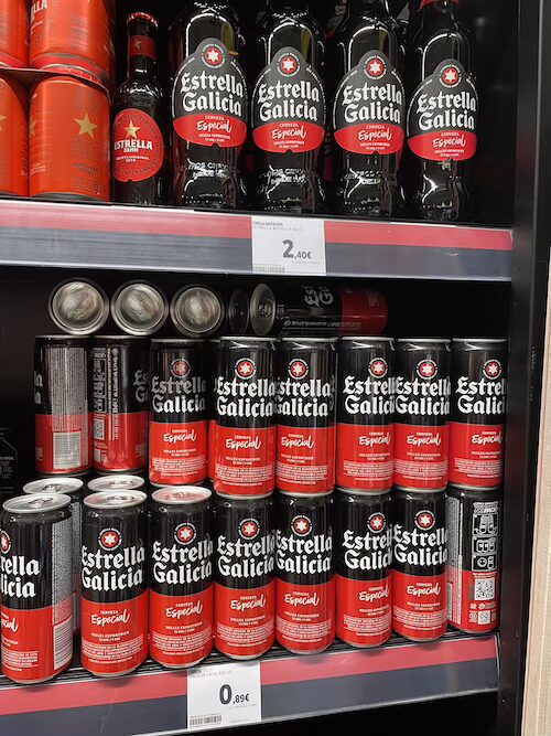 スペインのスーパーでEstrella Galicia（エストレージャ・ガリシア）