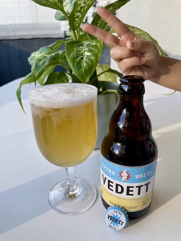 VEDETTのEXTRA WHITE