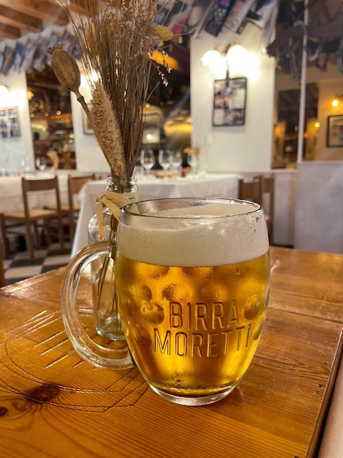 モレッティの生ビール