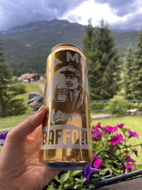 モレッティの Baffo D’Oro（バッフォ・ドーロ）ラベル