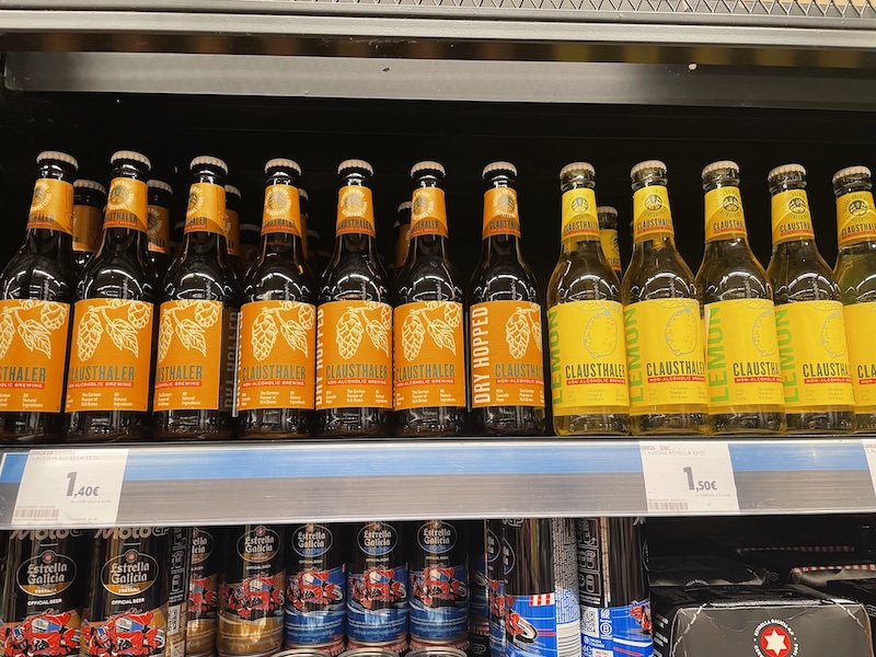 スペインのスーパーにて
レモン風味のノンアルも